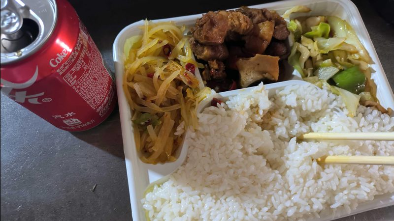 老旧空调维修：价格构成与合理预算